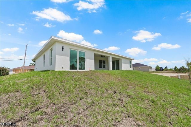 4446 Connection AVE, Cape Coral, FL 33909