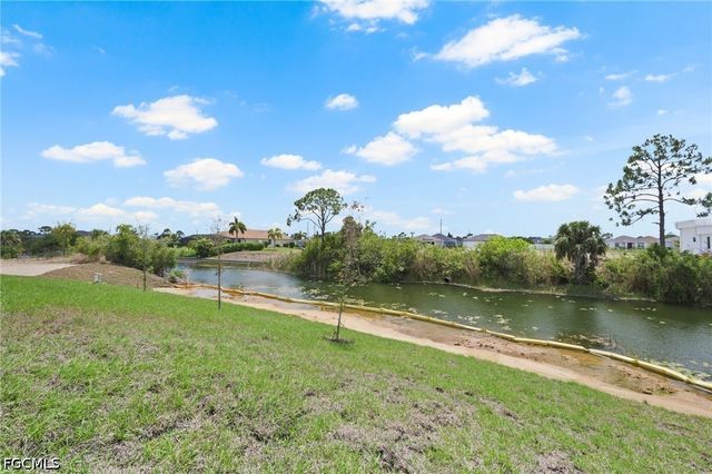 4446 Connection AVE, Cape Coral, FL 33909