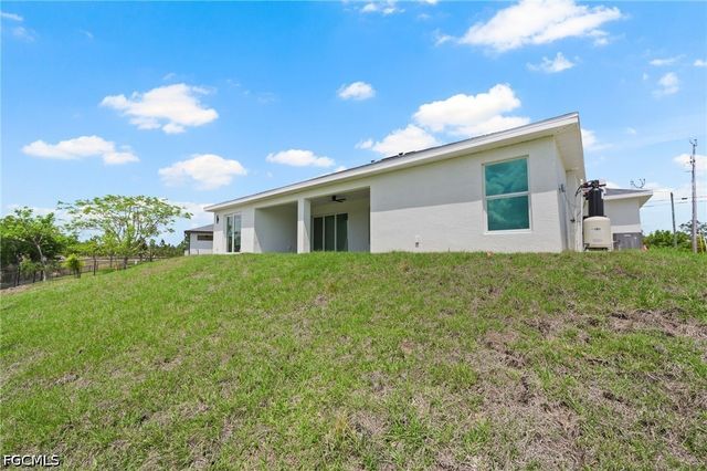 4446 Connection AVE, Cape Coral, FL 33909