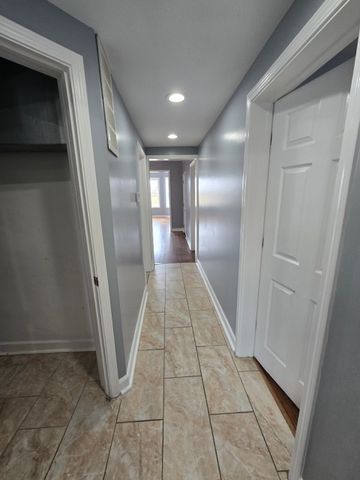 7443 S Dante Avenue, Chicago, IL 60619