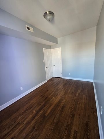 7443 S Dante Avenue, Chicago, IL 60619