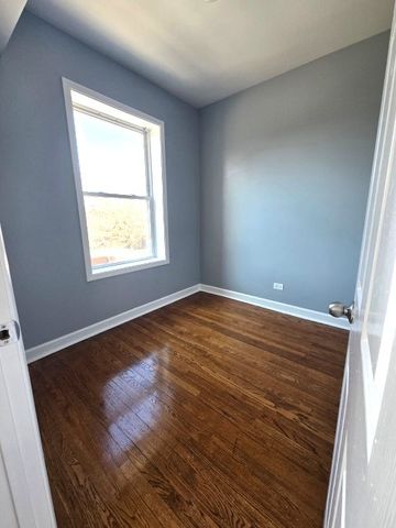 7443 S Dante Avenue, Chicago, IL 60619