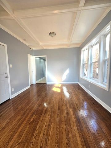 7443 S Dante Avenue, Chicago, IL 60619