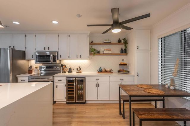 1235 Parker Pl 2B, San Diego, CA 92109