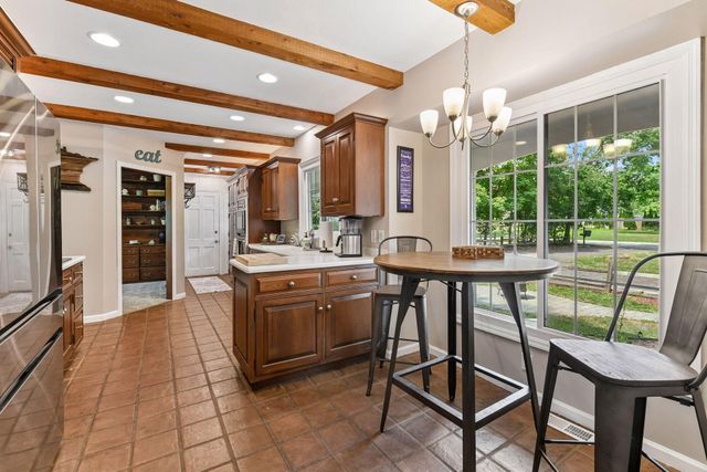 16805 Linden Drive, Minnetonka, MN 55345