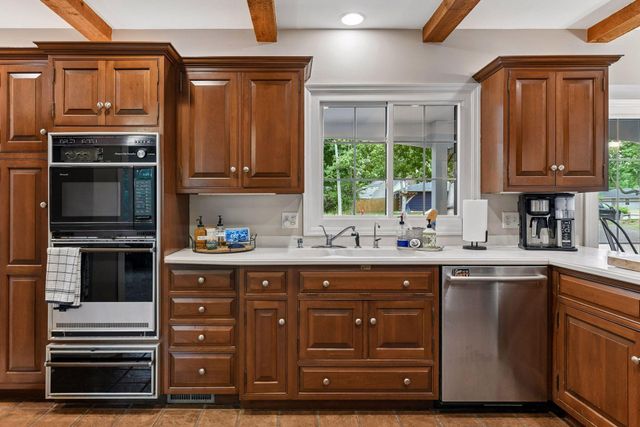 16805 Linden Drive, Minnetonka, MN 55345