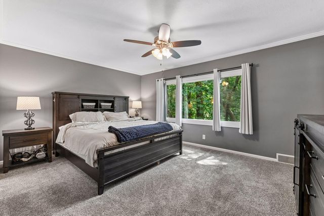 16805 Linden Drive, Minnetonka, MN 55345