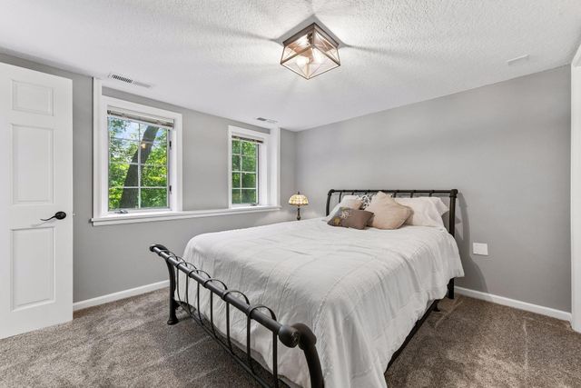 16805 Linden Drive, Minnetonka, MN 55345