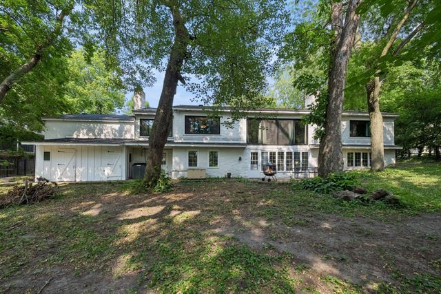 16805 Linden Drive, Minnetonka, MN 55345