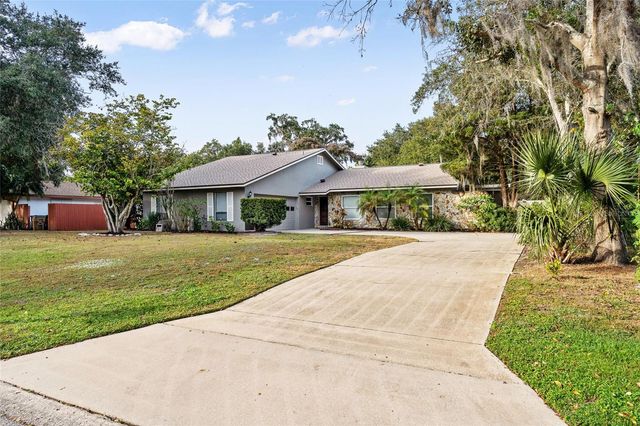 1575 SKYLINE DRIVE, Kissimmee, FL 34744