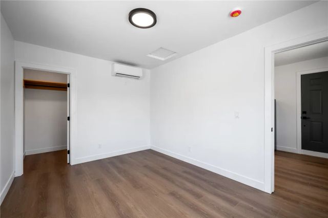745 W 106th Street, Los Angeles, CA 90044
