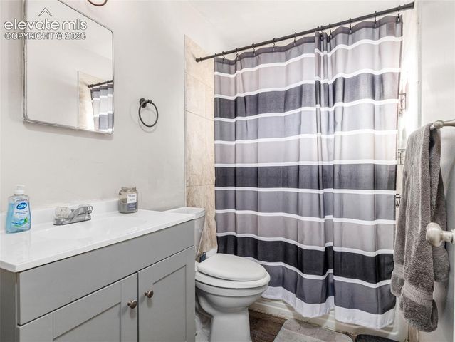 18 Dundee Lane, Pueblo, CO 81001