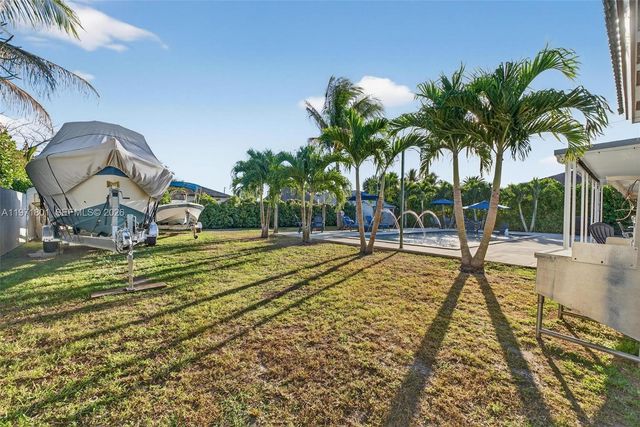 16422 SW 281st St, Homestead, FL 33033