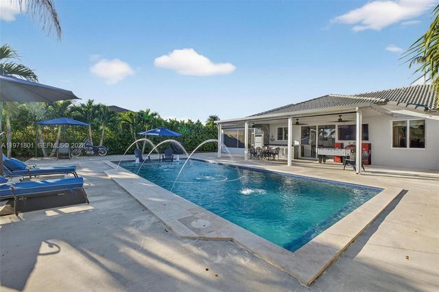 16422 SW 281st St, Homestead, FL 33033