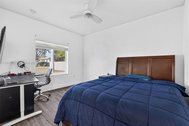 16422 SW 281st St, Homestead, FL 33033