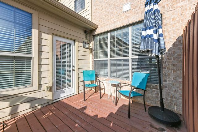 2552 Chambers Drive, Lewisville, TX 75067