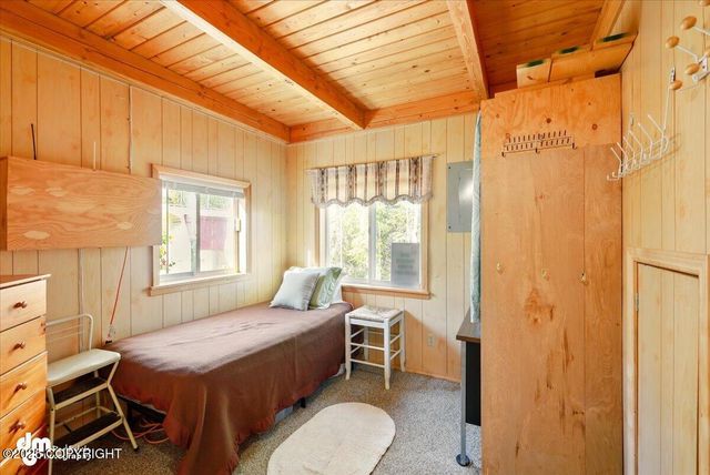 8266 S Big Lake Road, Big Lake, AK 99652