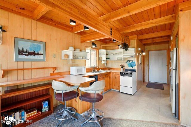 8266 S Big Lake Road, Big Lake, AK 99652