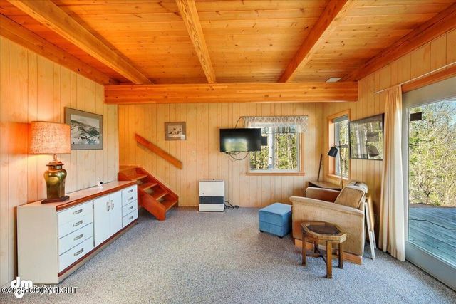 8266 S Big Lake Road, Big Lake, AK 99652
