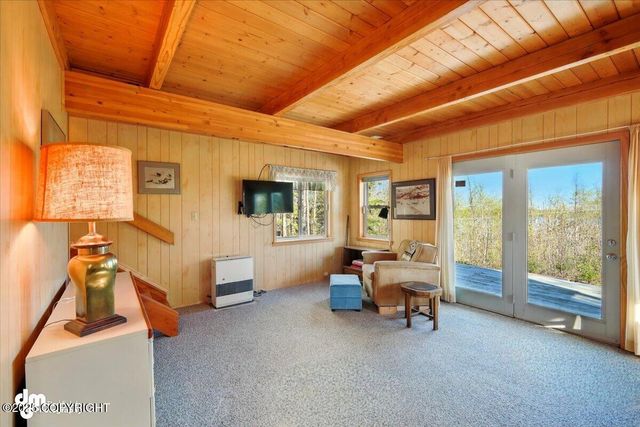 8266 S Big Lake Road, Big Lake, AK 99652