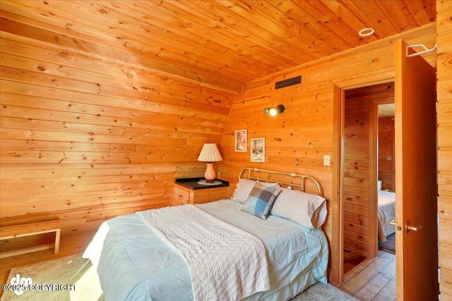 8266 S Big Lake Road, Big Lake, AK 99652