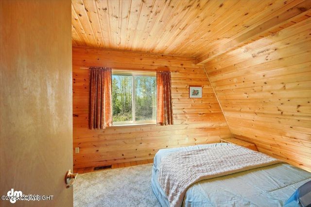 8266 S Big Lake Road, Big Lake, AK 99652