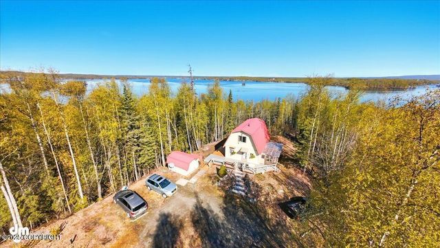 8266 S Big Lake Road, Big Lake, AK 99652