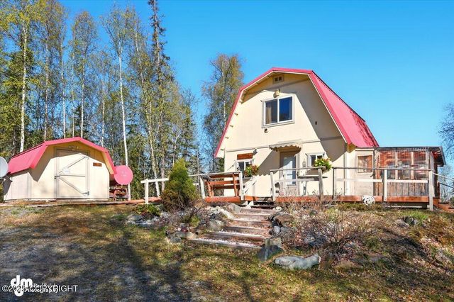 8266 S Big Lake Road, Big Lake, AK 99652