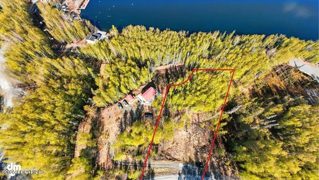 8266 S Big Lake Road, Big Lake, AK 99652