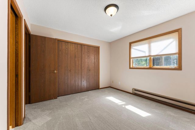 4870 Babcock Trail 312, Inver Grove Heights, MN 55077