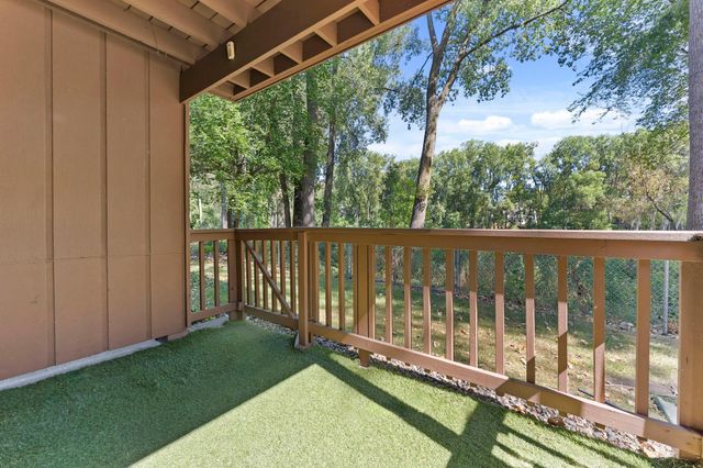 4870 Babcock Trail 312, Inver Grove Heights, MN 55077