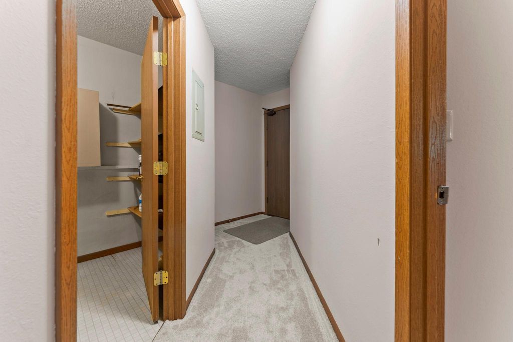 4870 Babcock Trail 312, Inver Grove Heights, MN 55077 — photo 5