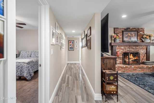 2555 W Avenue M8, Palmdale, CA 93551