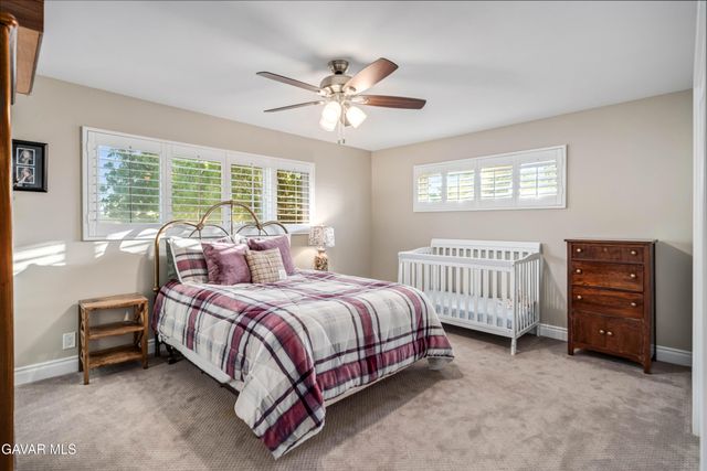 2555 W Avenue M8, Palmdale, CA 93551