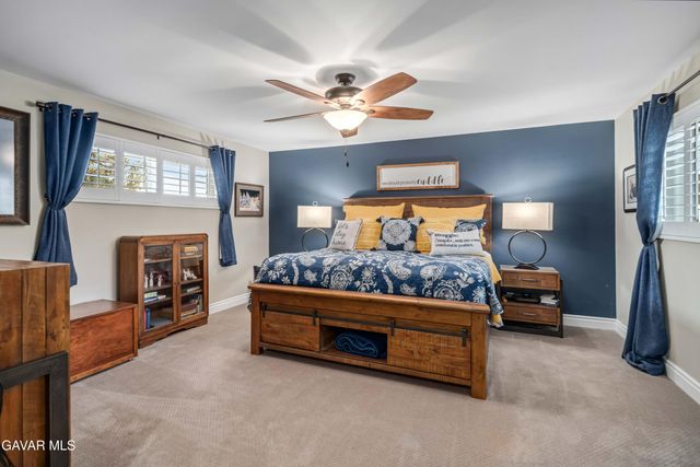 2555 W Avenue M8, Palmdale, CA 93551