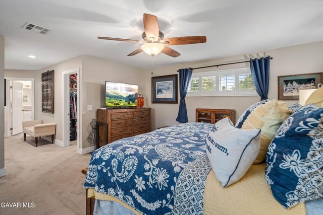 2555 W Avenue M8, Palmdale, CA 93551