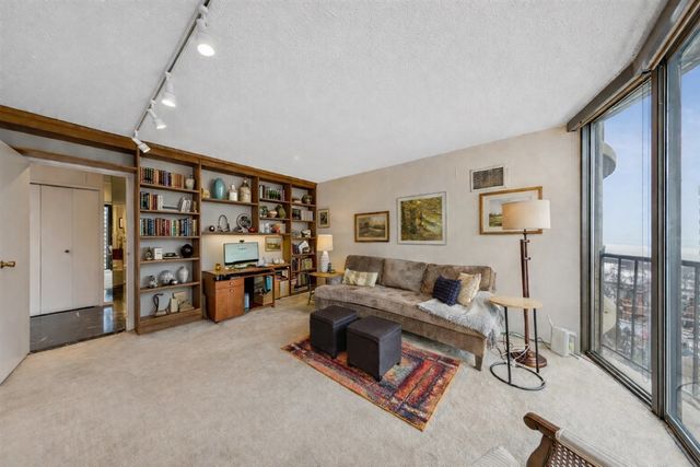 1440 N State Street 21B, Chicago, IL 60610