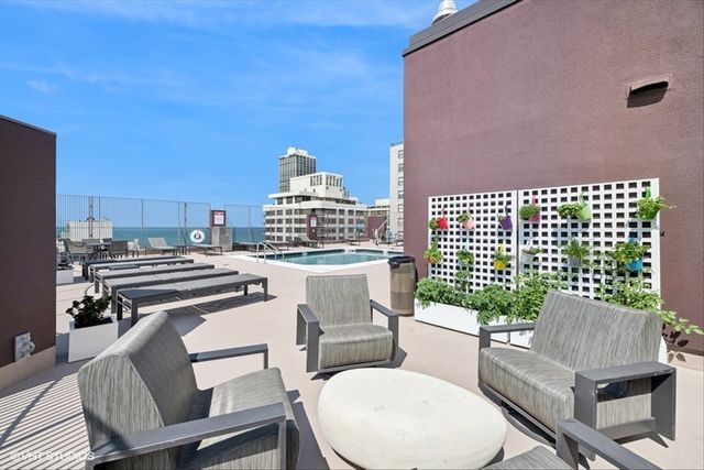 1440 N State Street 21B, Chicago, IL 60610