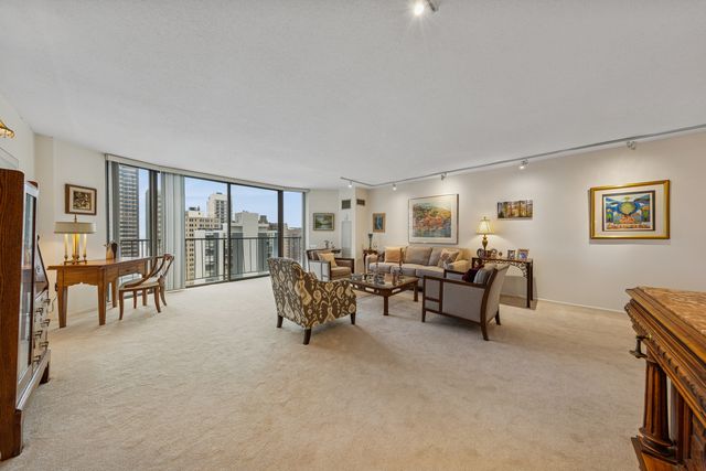 1440 N State Street 21B, Chicago, IL 60610