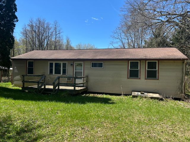 13790 Hutchinson Road, Johnstown Twp, MI 49050