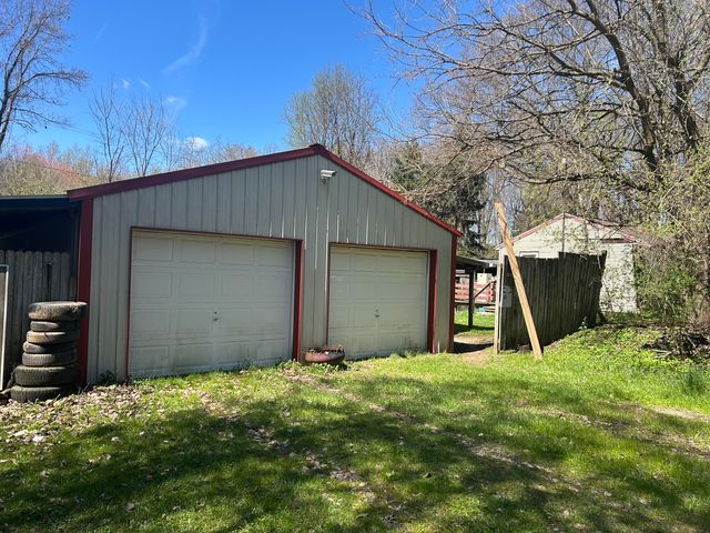 13790 Hutchinson Road, Johnstown Twp, MI 49050