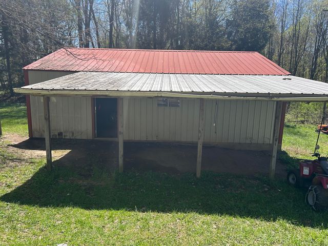 13790 Hutchinson Road, Johnstown Twp, MI 49050