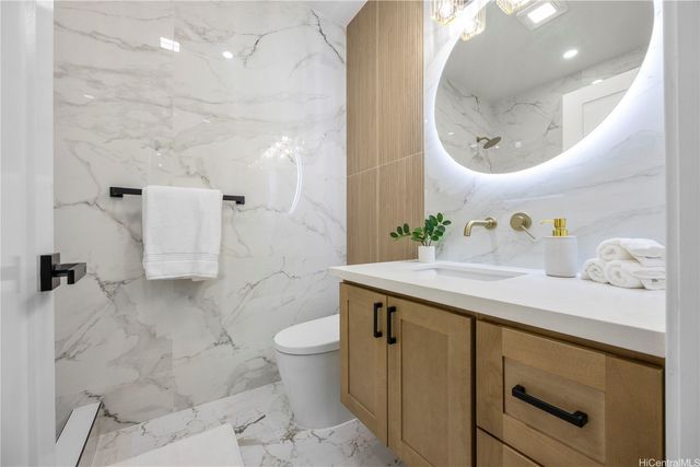 1854 St Louis Drive, Honolulu, HI 96816