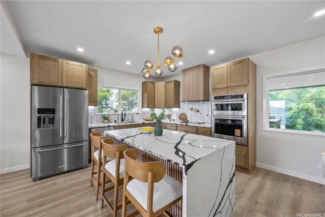 1854 St Louis Drive, Honolulu, HI 96816