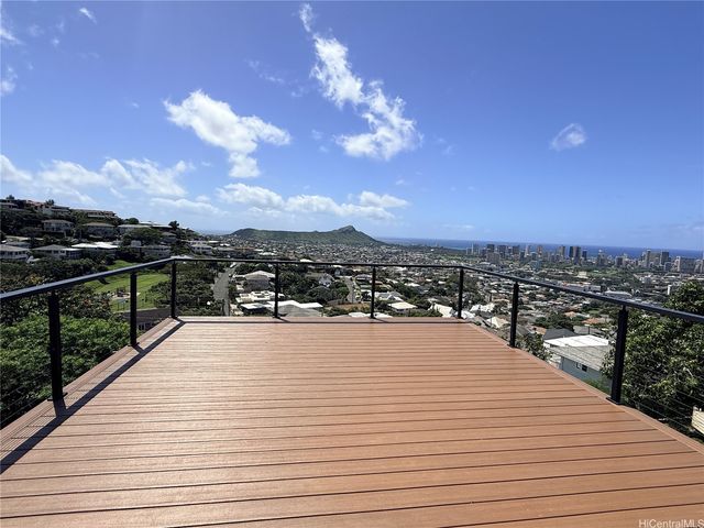 1854 St Louis Drive, Honolulu, HI 96816