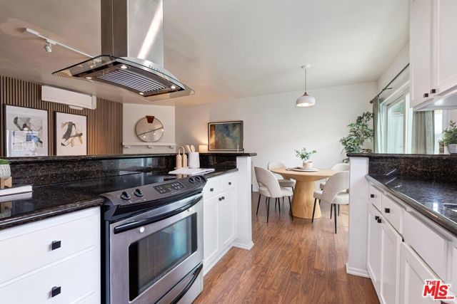 1337 Berkeley Street 7, Santa Monica, CA 90404