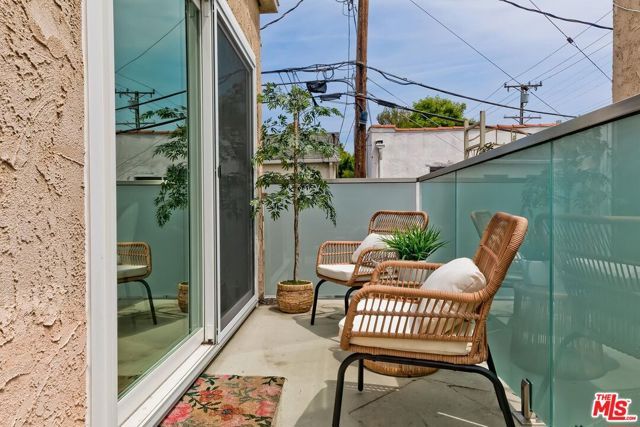 1337 Berkeley Street 7, Santa Monica, CA 90404