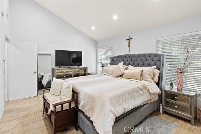 20656 Septo Street, Chatsworth (los Angeles), CA 91311