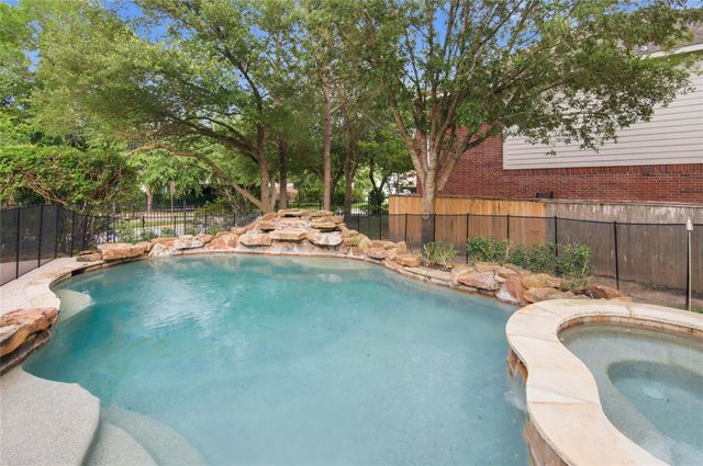 3 N Arrow Canyon Circle, Spring, TX 77389