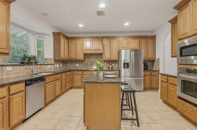3 N Arrow Canyon Circle, Spring, TX 77389